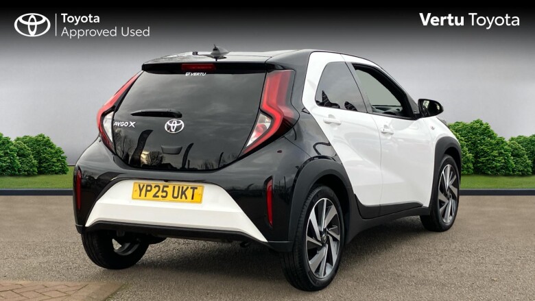 Toyota Aygo X 1.0 VVT-i Edge 5dr Petrol Hatchback